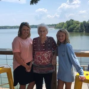 Meet your Posher, Jenna